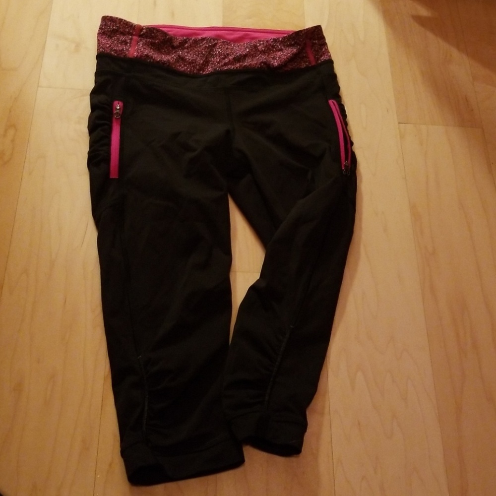 Lululemon yoga pants